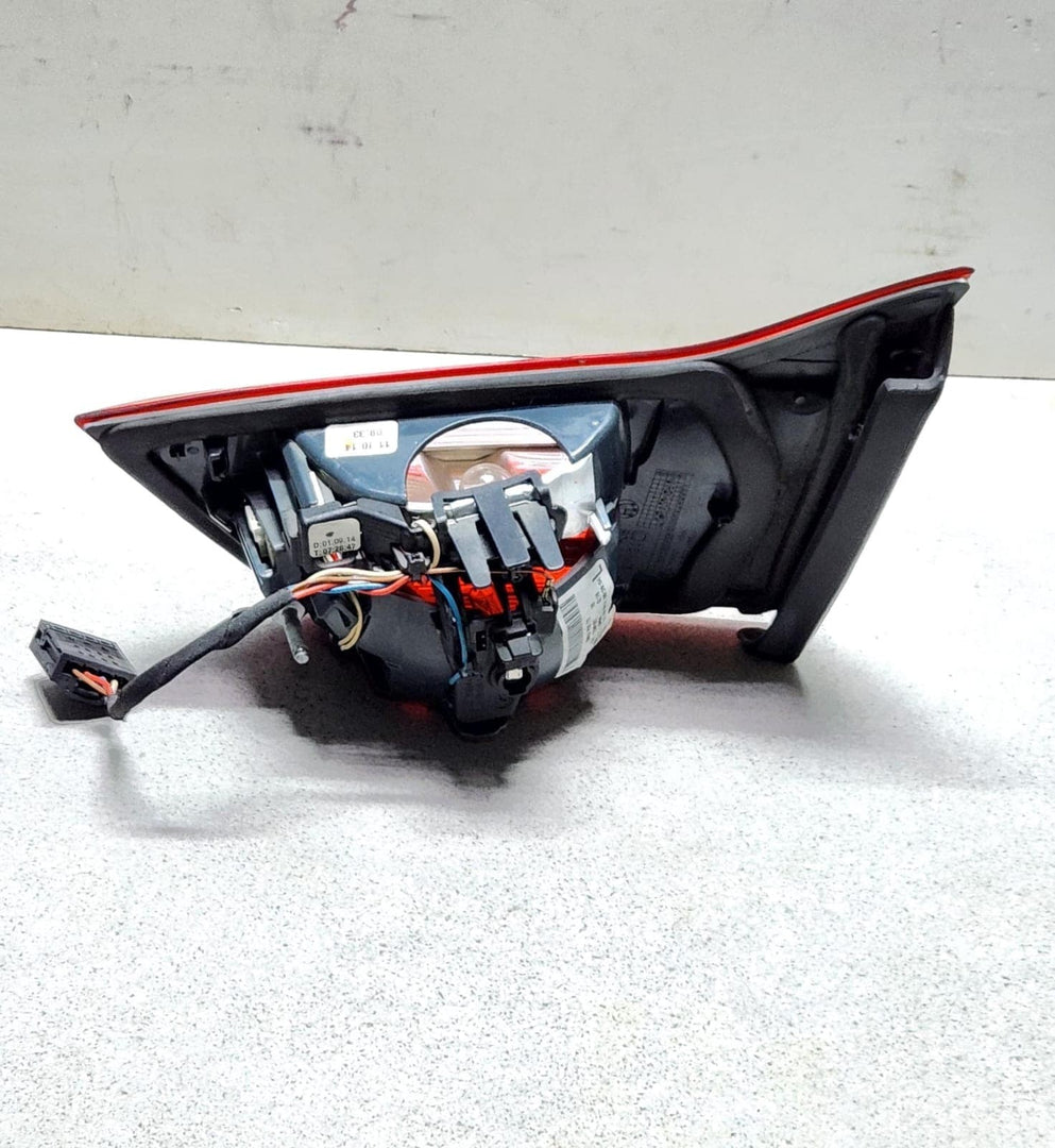 2014-2016 BMW 428i xDrive Left Inner Tail Light 7296101 4 Series F32 F33 F36