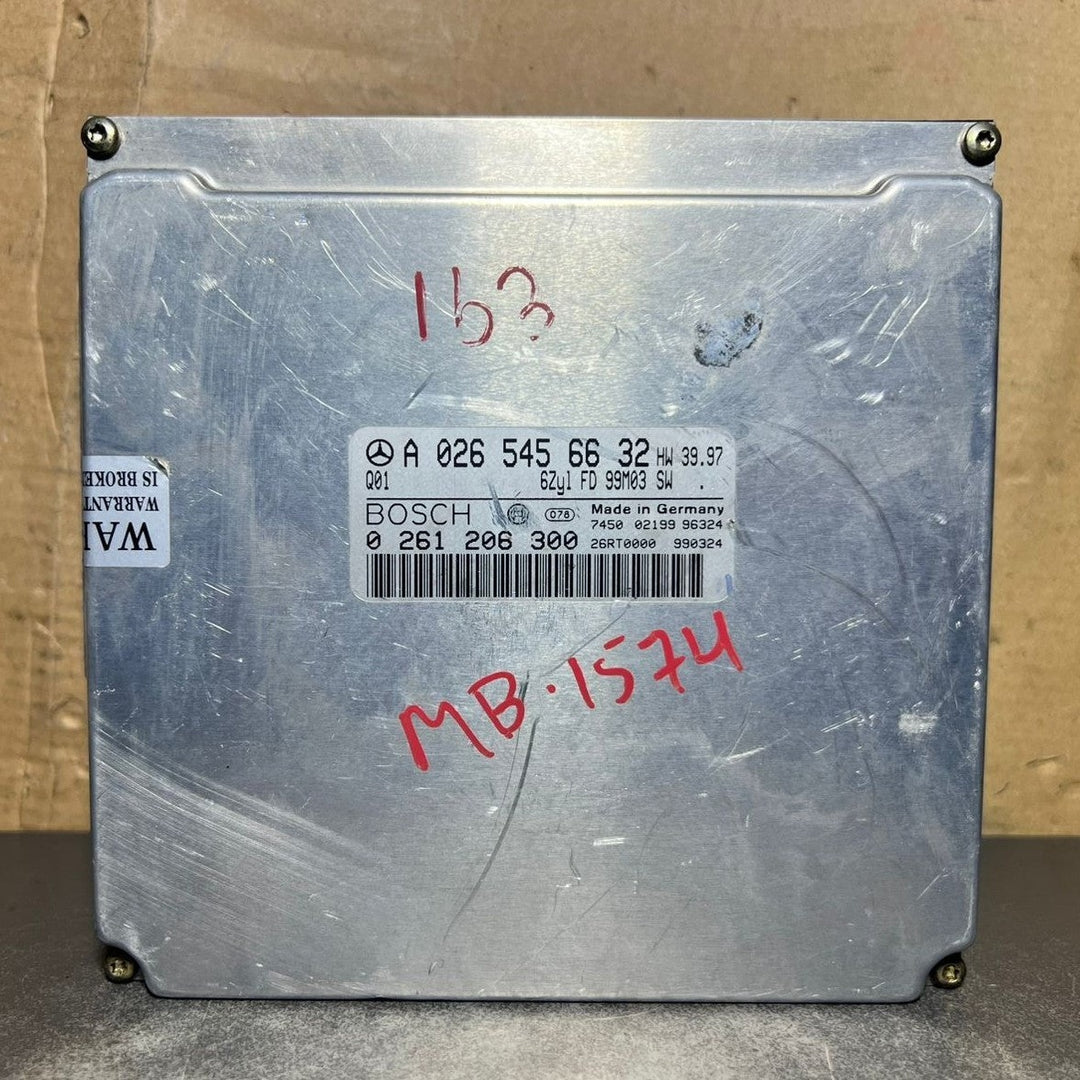 97-05 Mercedes W163 ML320 Engine Control Module Unit ECM ECU A026 5456632 OEM