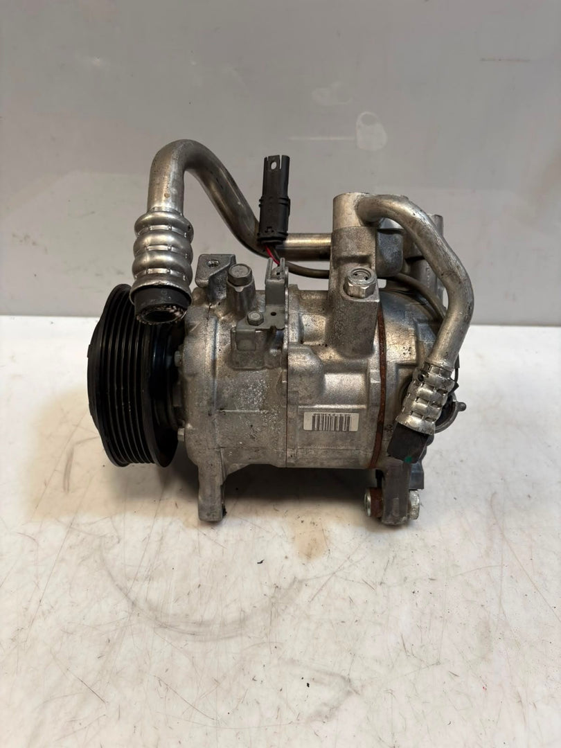 BMW 3' 1' F30, F31, F34 GT F20 F21 Air Conditioning Compressor 9330831 OEM
