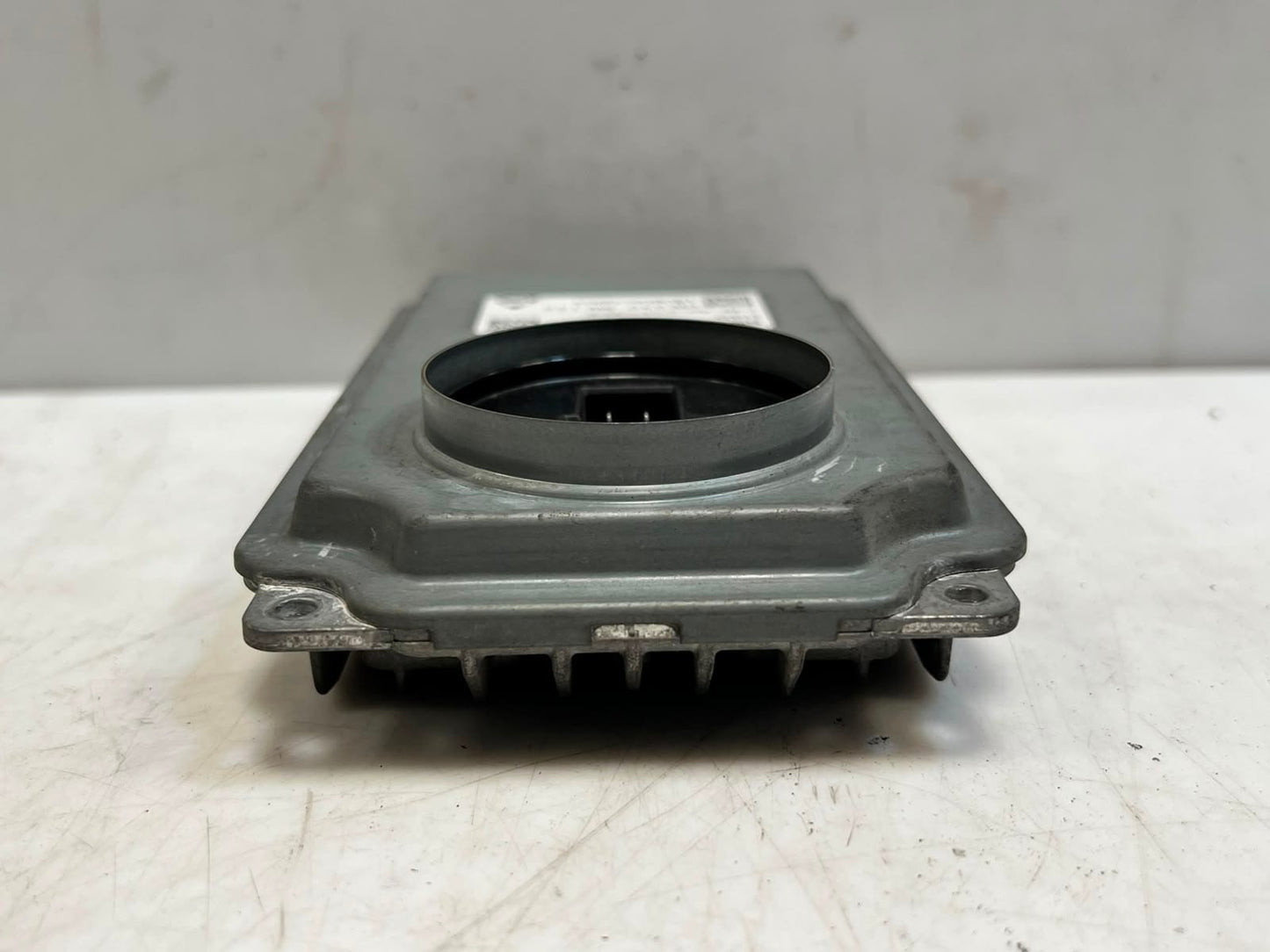 BMW 740i X3 F01 F02 F07 F10 F11 F18 F32 F15 Led Headlight Control Module 7395403
