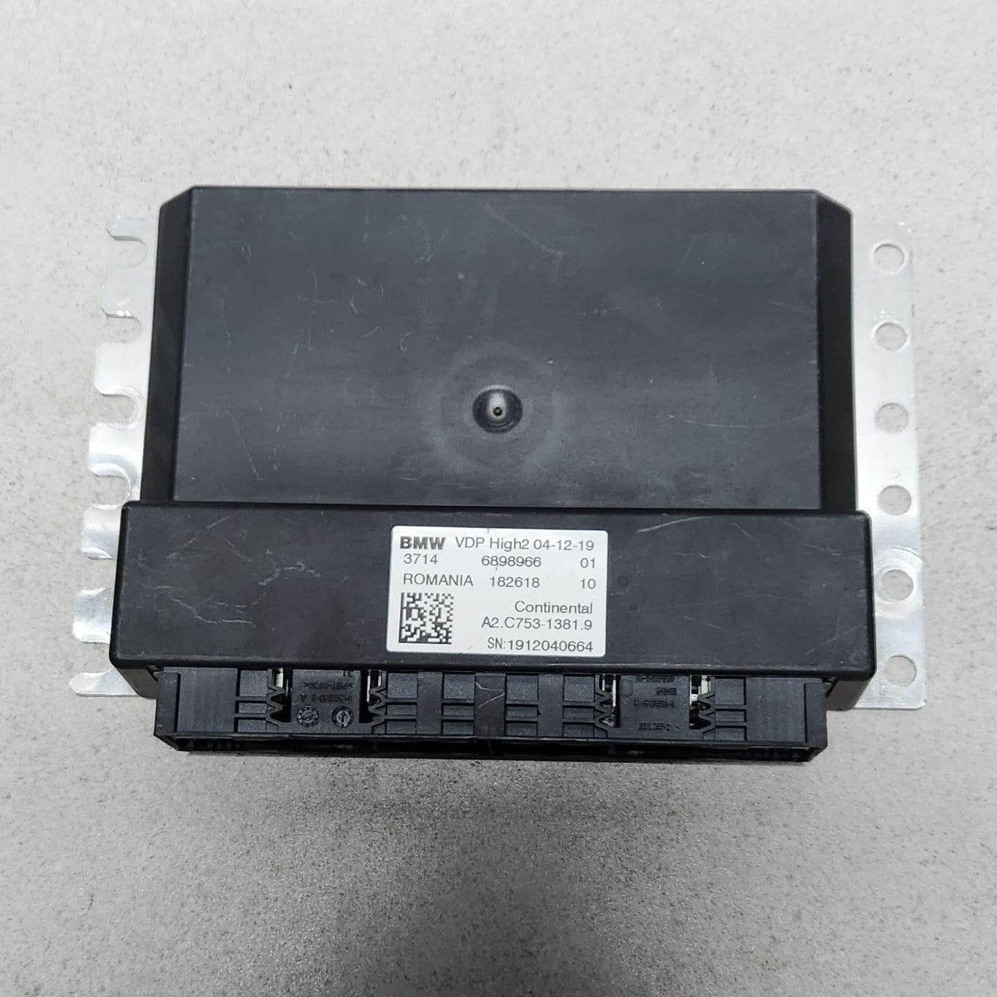 2020 BMW 740i Air Suspension Control Unit 6898966 7 Series G11 G12 and 6 Series 
