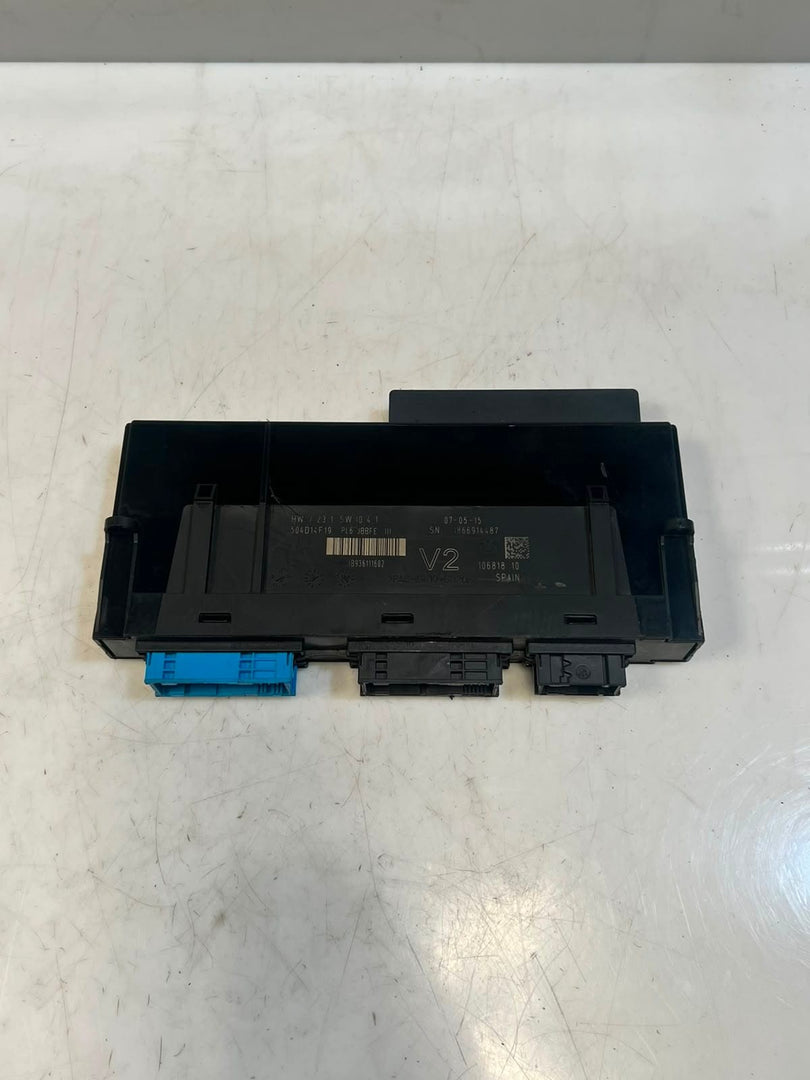 2011-2016 BMW 528i 550I F10 F11 F12 M5 M6 Body Control Module BCM 9361116 OEM 