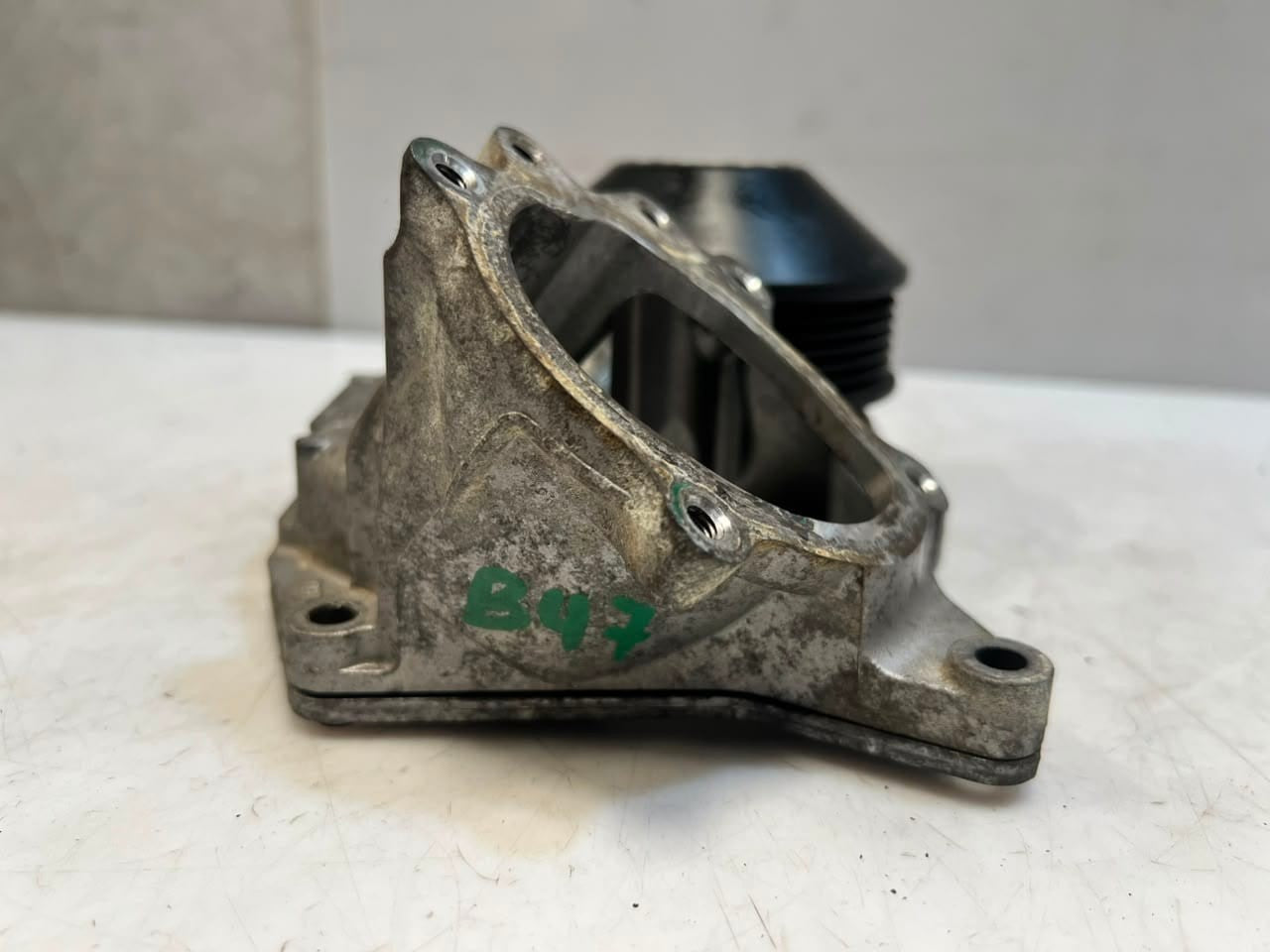 2014 BMW F20 F21 F22 F23 F30 F31 F32 F33 B47 435i Water Coolant Pump 8514458 OEM