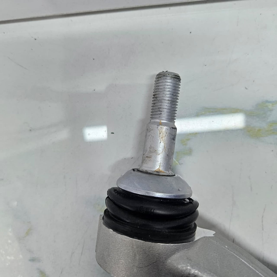 BMW G20 320i 325i Tension Strut Hydraulic Mount Right Hydraulic 6894672 New