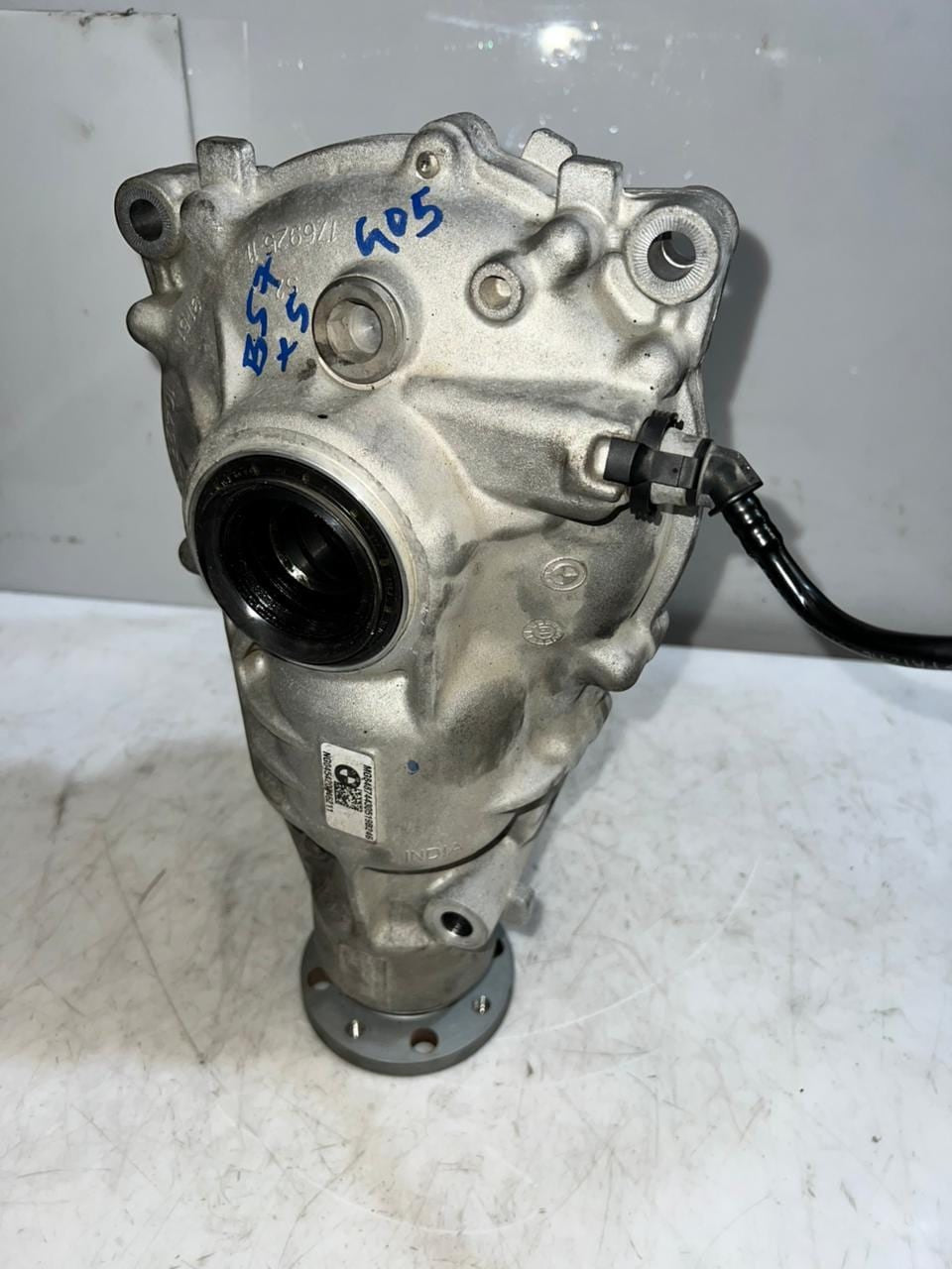 2017-2023 BMW X5 B57 G05 G06 F97 F98 Front Differential 8487443 RATIO 3.154 OEM