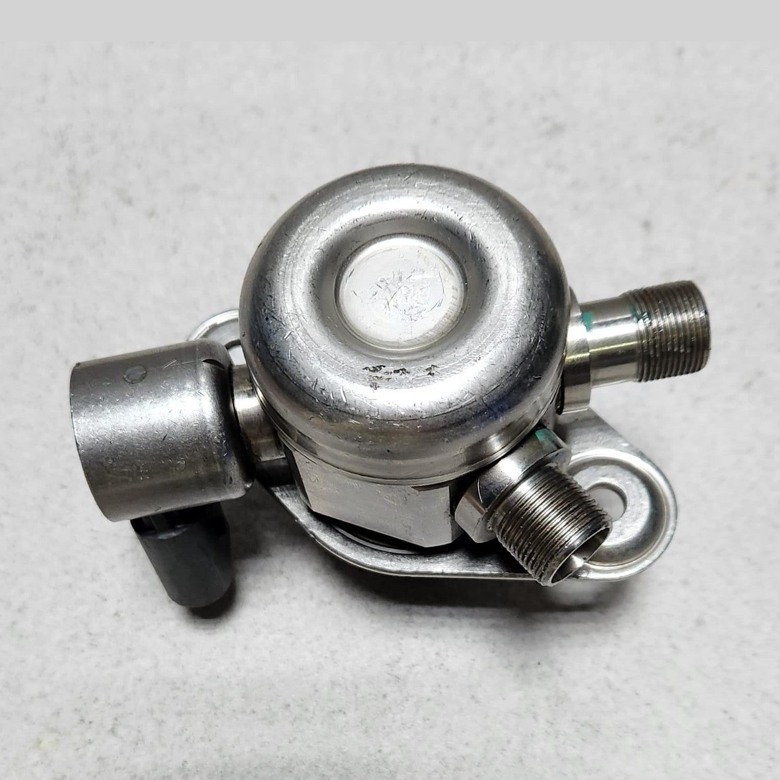 2022-2024 Mercedes-Benz SL63 AMG High Pressure Fuel Pump A1770700501  