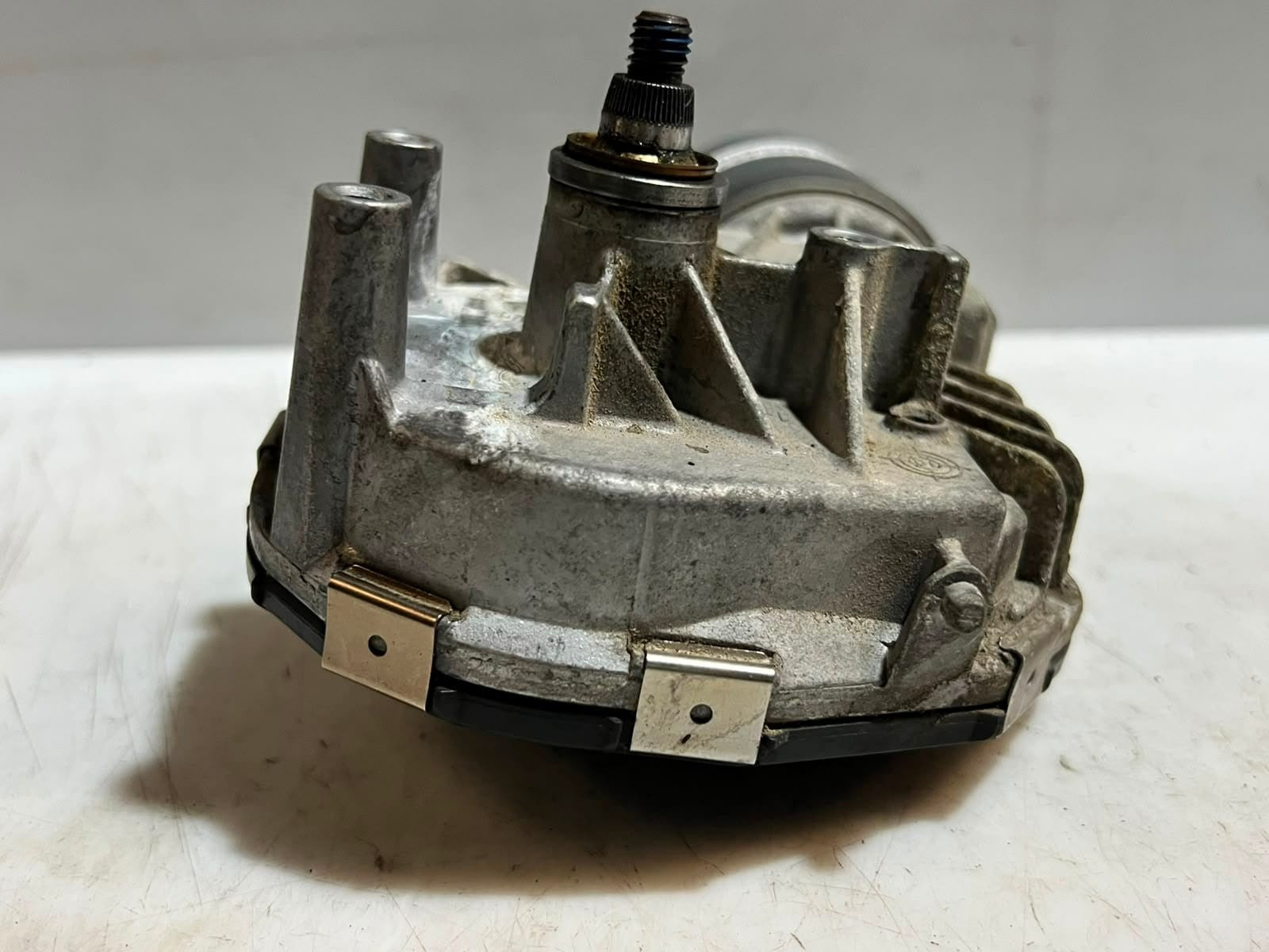 2010-2014 BMW 5 Series F10 and F11 535i Windscreen Front Wiper Motor 7272368