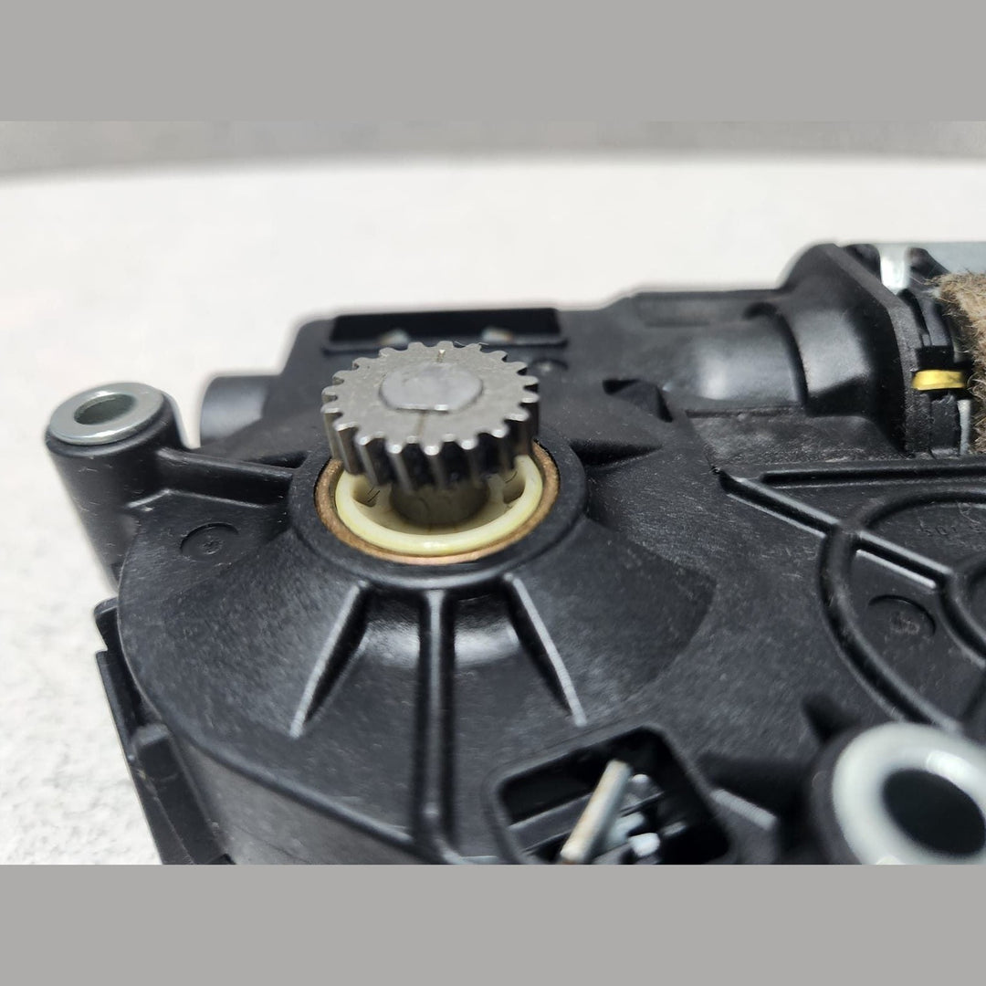 2011-2016 BMW 550i xDrive Sunroof Motor 7316535 5-Series F10