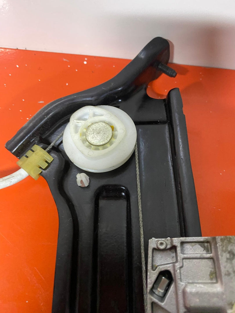 2015-2016 BMW 428i Gran Coupe Window Regulator 7326328