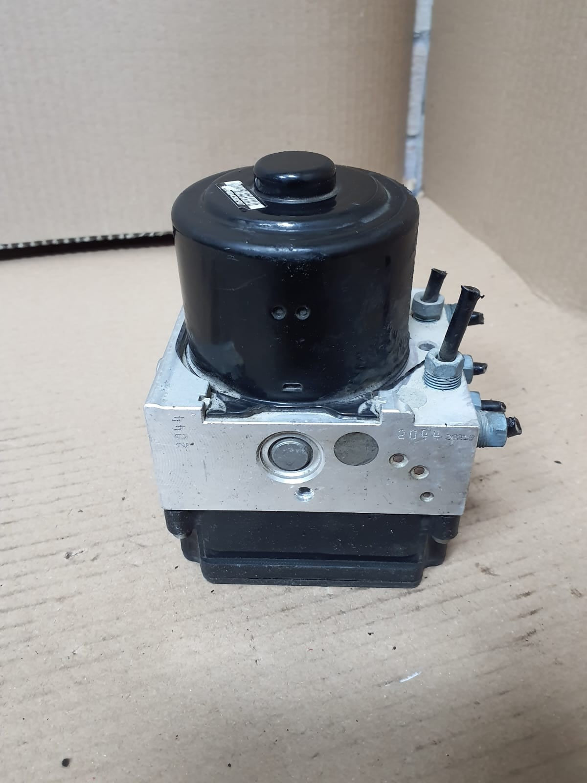 2014-2015 BMW F30 F31 F32 328d ABS DSC ANTI LOCK HYDRAULIC PUMP Control 6860733
