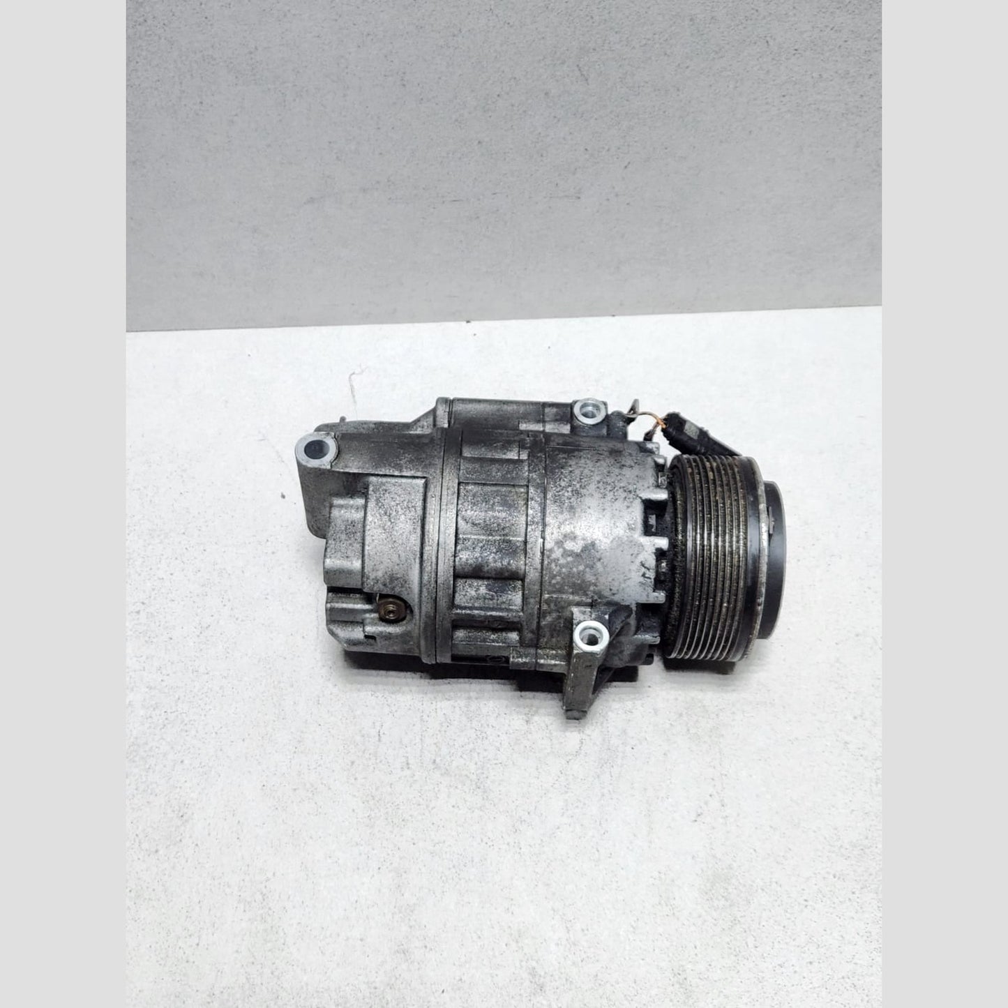 2008 BMW X6 Air Conditioning Compressor 9205096 5 GT F07 7 Ser N54 E71 3.0