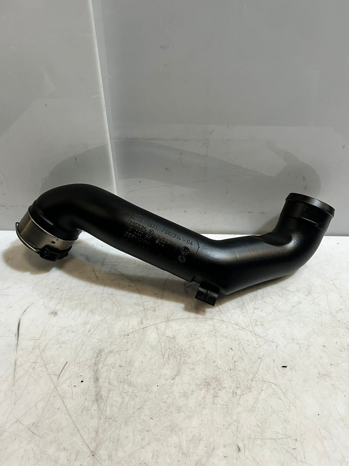 BMW F10 F11 F12 F13 N55 535i 640i 740i Turbocharger Intercooler Hose 7582314 OEM