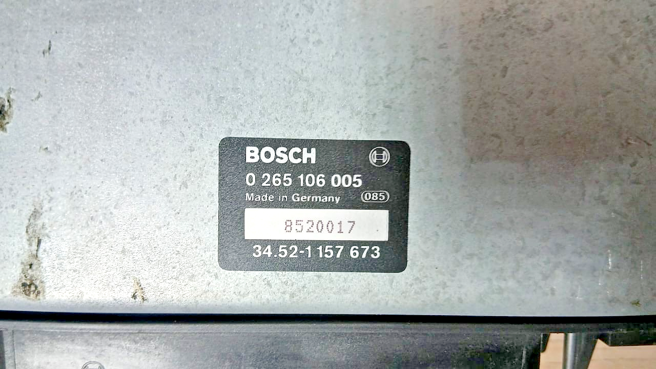 BMW M70 E32 ABS ASC Anti-Lock Brake Control Module ECU 1157673 OEM