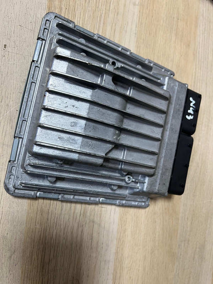 BMW 3 Series E90 320i E60 E61 E81 5WK93729 MSD81 Engine Control Unit 7599881 