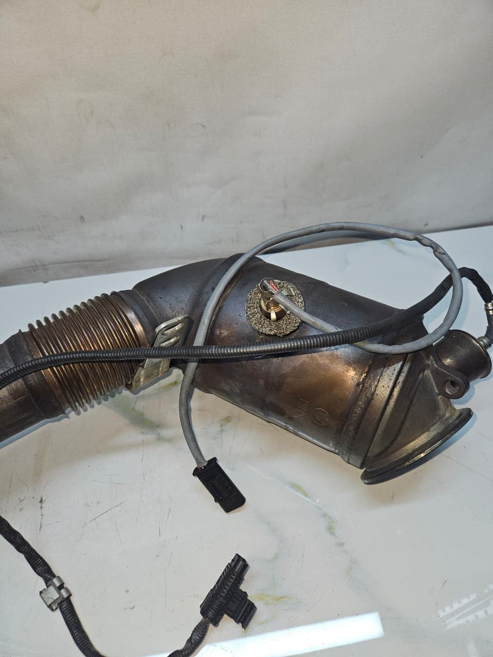 2013-2019 BMW 750Li Catalytic Converter 7645440 OEM