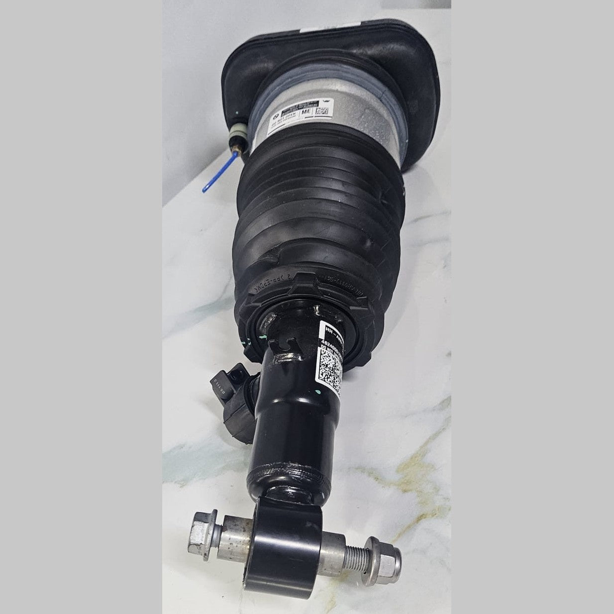 OEM BMW X5 G05 S68 REAR AIR SUSPENSION SHOCK G05 LCI RA PHEV RH 6869038 20KM 