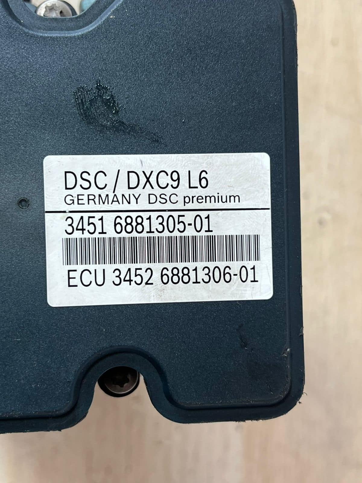 BMW 520d F11 Touring ABS ESP System Block Hydraulic Block Control Unit 6881305