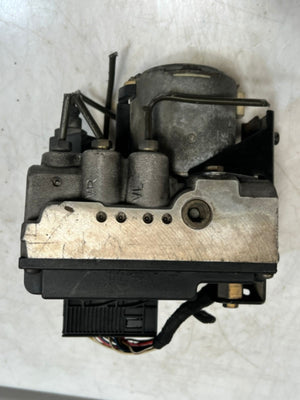 1997-2000 BMW 528i 5 Series E39 Abs Brake Pump Module 0265217000 1090910 OEM