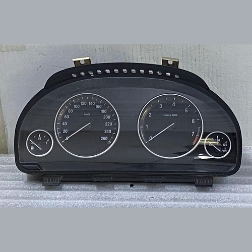 OEM BMW 5er F10 F11 F18 F25 X3 Instrumentenkombination Tachometer 9339892