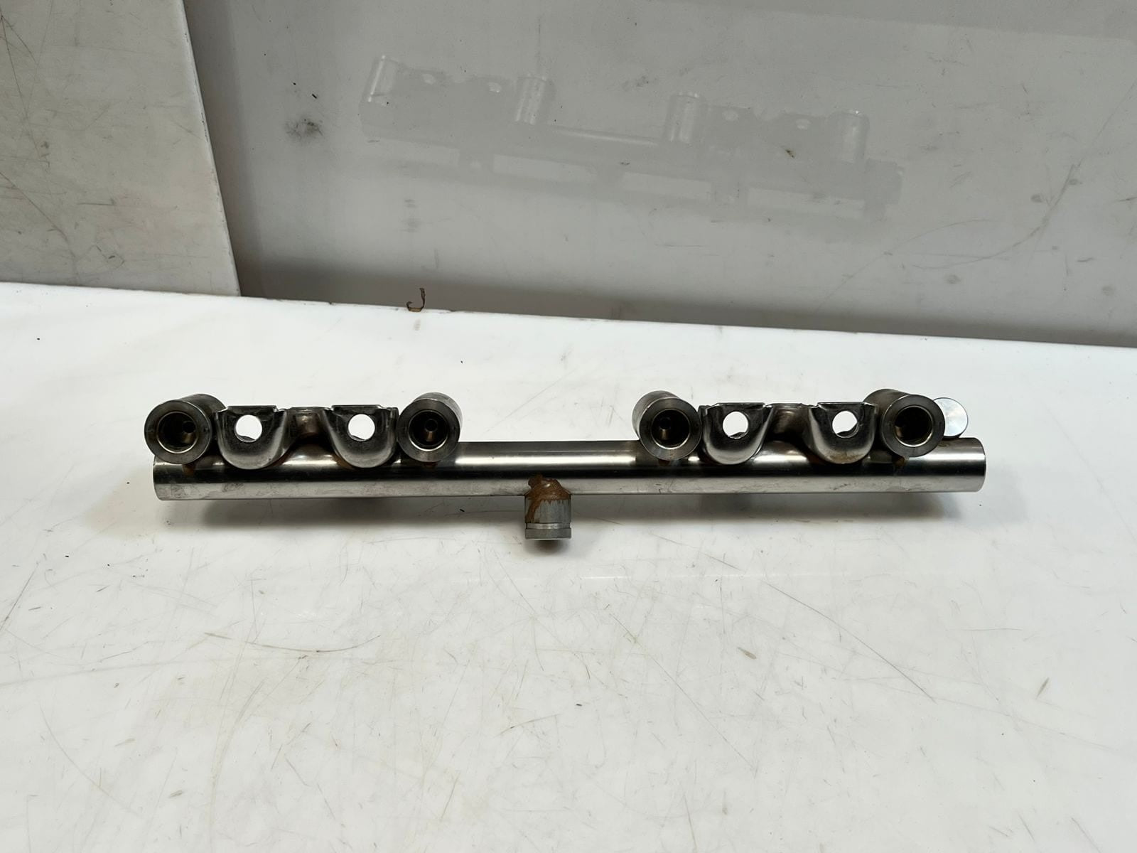 BMW 1 Series F20 F21 Fuel Rail Injector Pipe 7592426 OEM