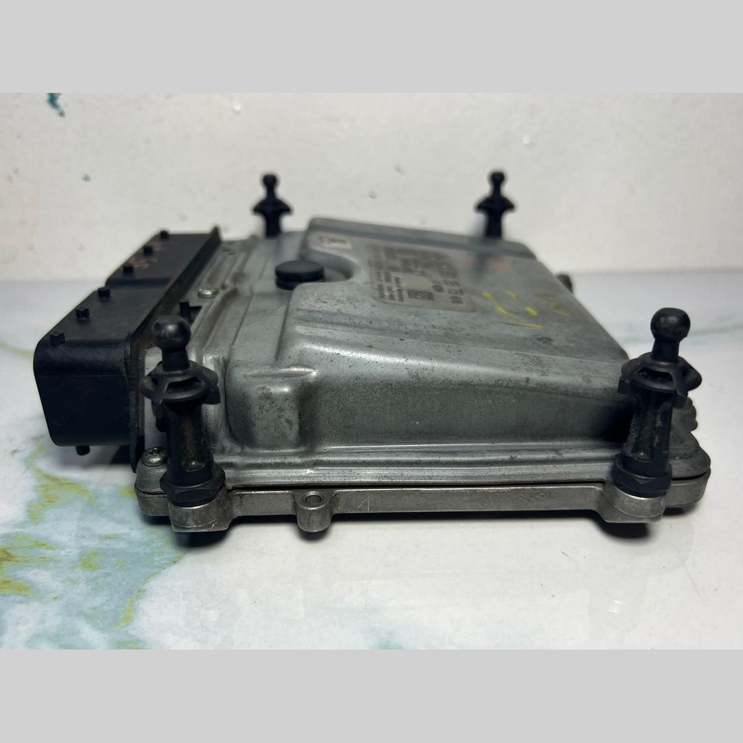 2007-2011 Mercedes S550 Engine Control Module A2731533579 W221 S550 CL550 M273