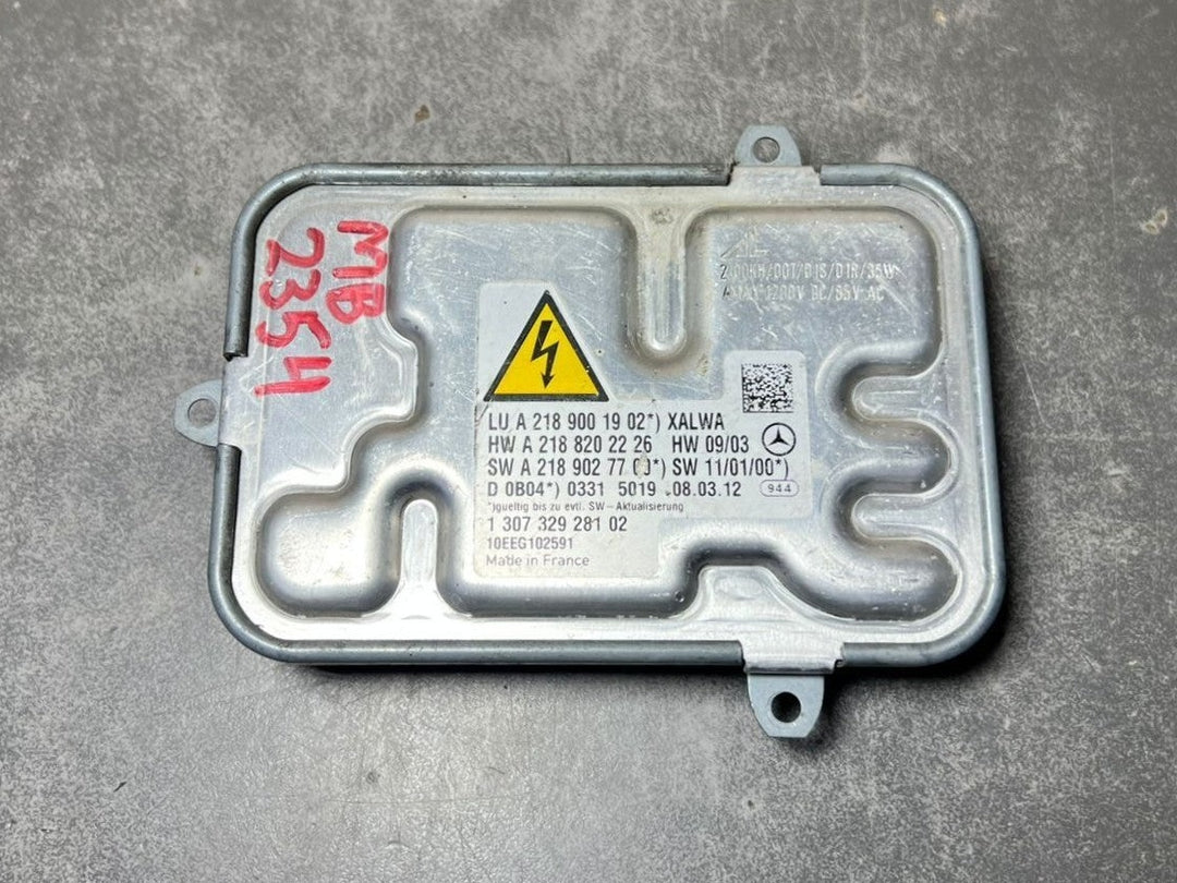 Mercedes W218 CLS Xenon Light Headlight Control Module Unit A218 9001902 OEM