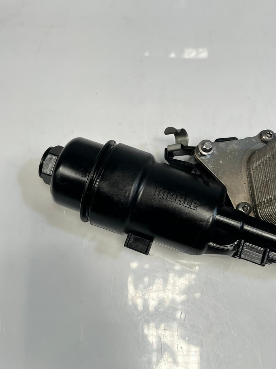 2017-2024 Mini Cooper F60 F56 1.5 12V 136HP Countryman Engine Oil Cooler 8585236