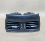 Bild in die Galerieansicht laden, BMW F15 X5  REAR SEAT CENTER CONSOLE AC VENT TRIM HEATER 9252013