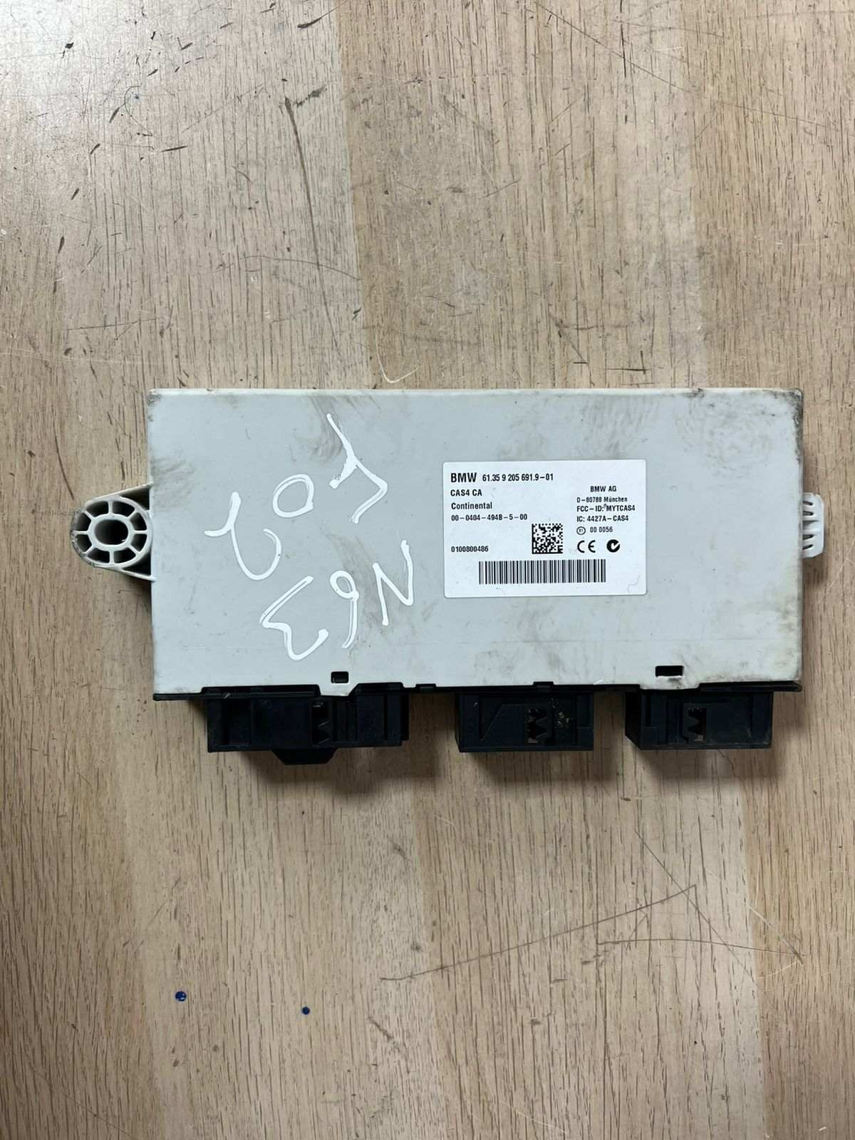 2009-2013 BMW 750i F02 4.4 V8 N63 Engine Control Unit 7645143 ECU SET