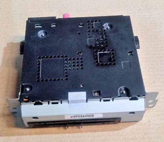 BMW F10 SERIES HEAD UNIT OEM CD-MID AUDIO RADIO- 9248364