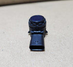 Load image into Gallery viewer, Genuine BMW Park Ultrasonic Sensor 9472277. F40 F44 G20 G11 G12 F91 G15