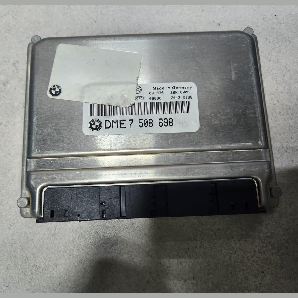 2000-2006 BMW X5 Engine Control Module 7508698 X5 E53 4.4L M62