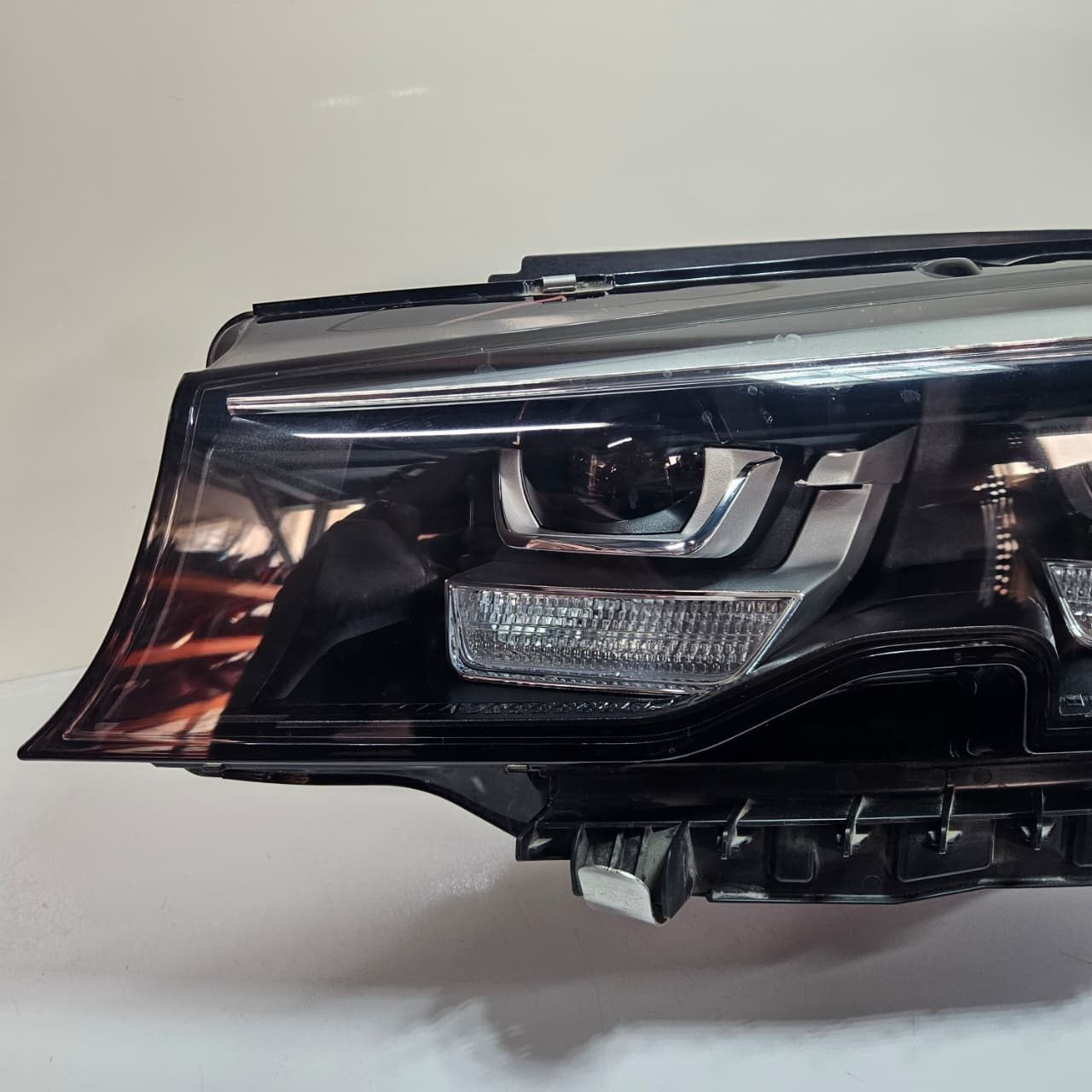 2019 BMW 3 Series G20 G21 330i Headlight 9481713 LHD USED ECE Front Left