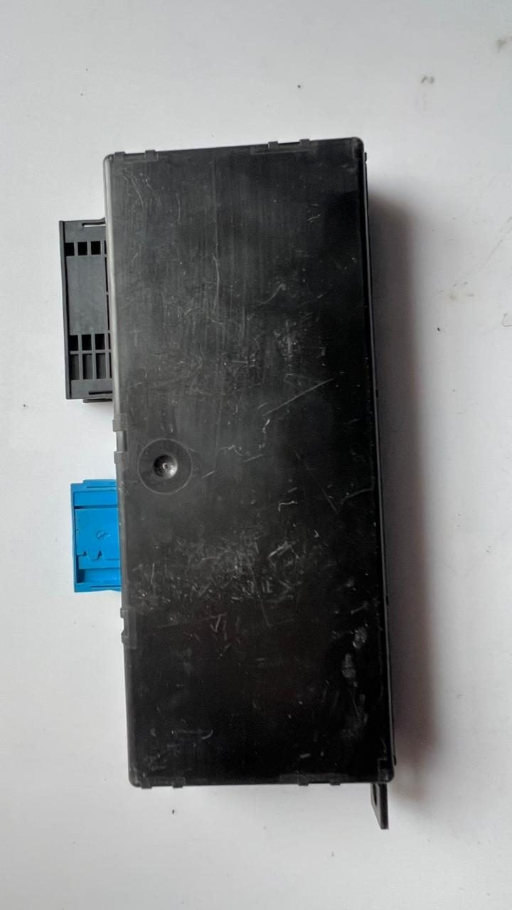 2010-2017 BMW X3 Central Gateway Module 9243213 X3 F25, X4 F26, and 5 Series F11