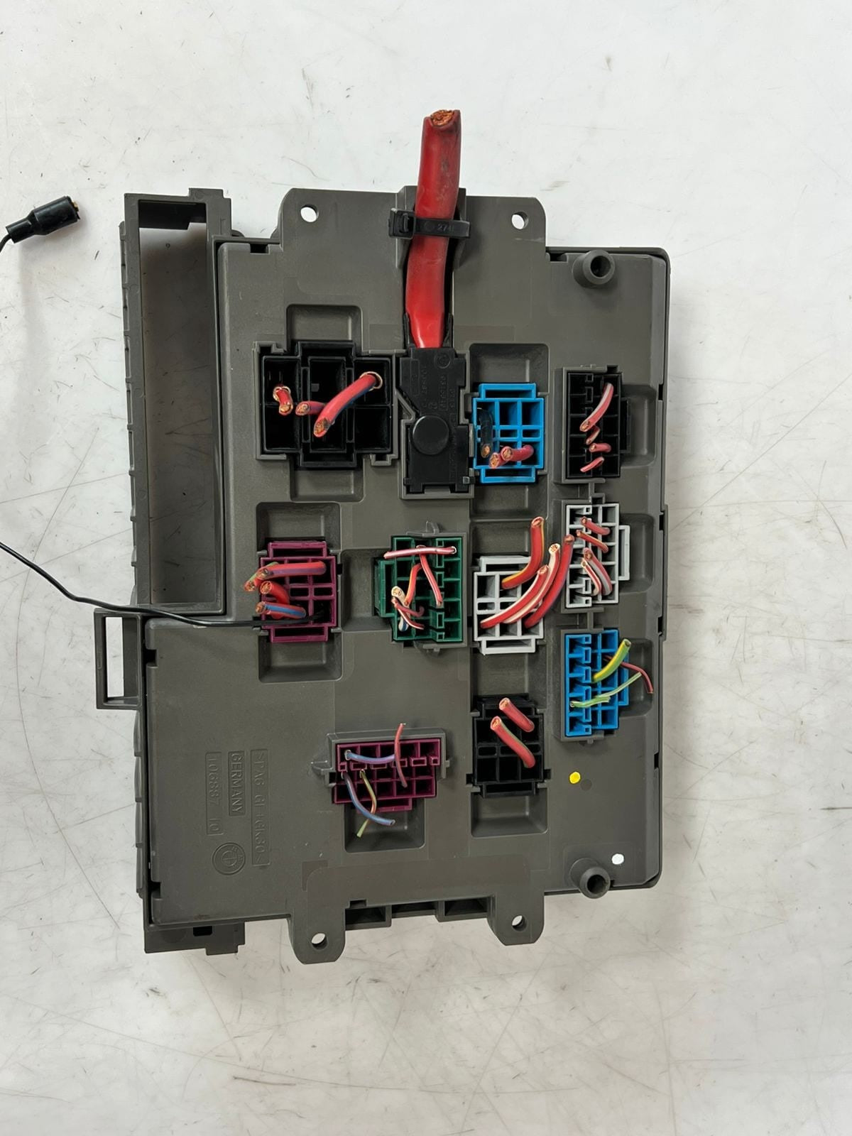 2008-2015 BMW 328i E81 650I Power Distribution Fuse And Relay Box 9119445 OEM