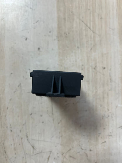 2016-2019 BMW 750i Rear Heated Seat Control Module 9381022