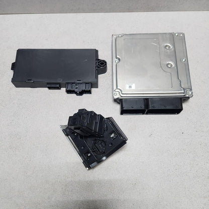 2007-2013 BMW X5 Engine Control Unit 7805585 X5 E70 3.0 DIESEL and E92 E93 330d
