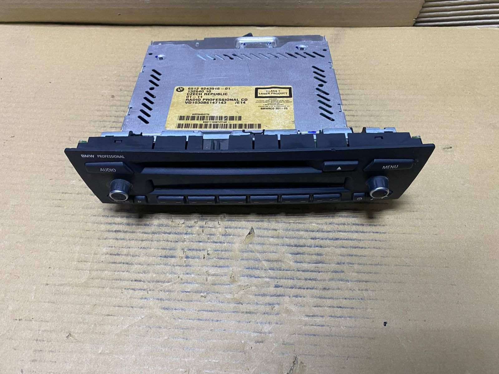 2010-2015 BMW X1 Radio Cd Professional 9243916 3 Series E90 E91 E92 E93 E84