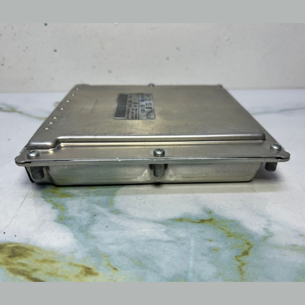 2002-2005 Mercedes-Benz C320 Engine Control Unit A1121535879 C320 and E320