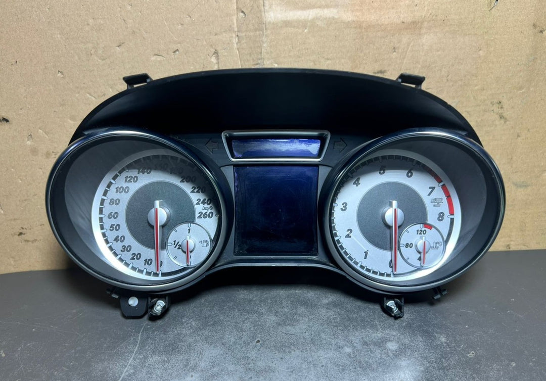 14-17 Mercedes-Benz W117 CLA 250 Instrument Cluster Speedometer A117 9007301 OEM