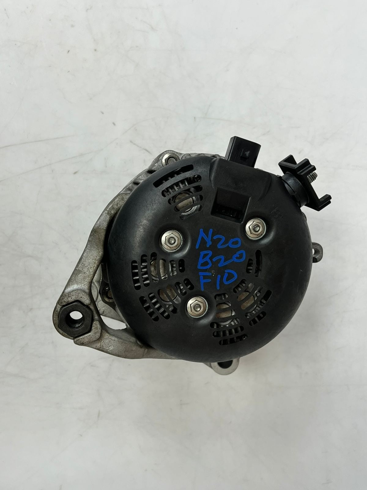 2012-2016 BMW 328i 320i, X1, X3, X5 528i N20 Alternator 7605061 OEM
