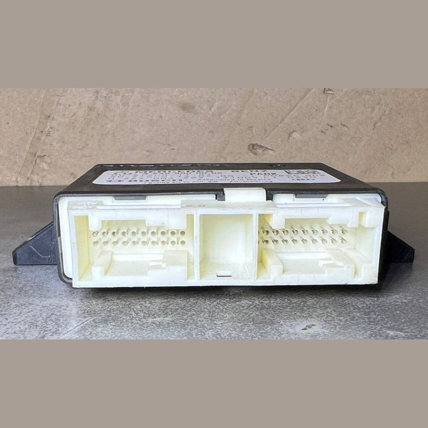 13–17 Mercedes W246 CLA / B-Class Parking Sensor Control Module A246 9000005 OEM