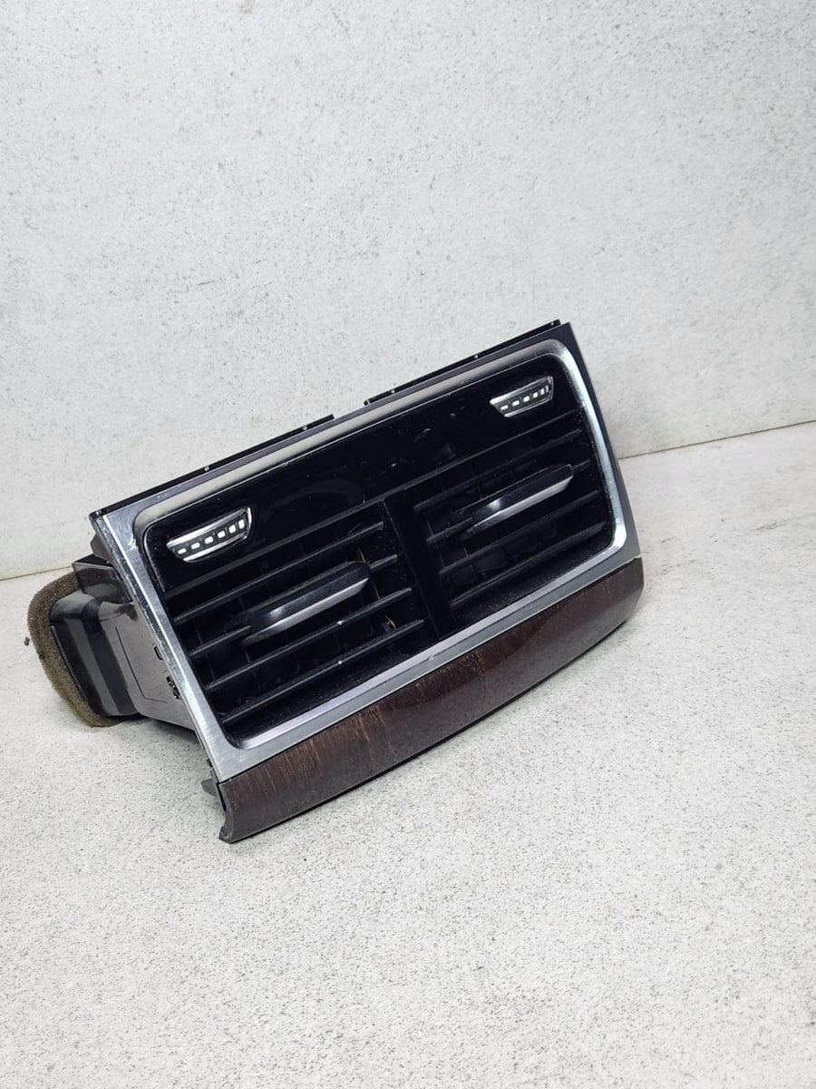 2016-2020 BMW 740i Rear Center Console Air Vent Trim Panel 930174508 740 750 G11