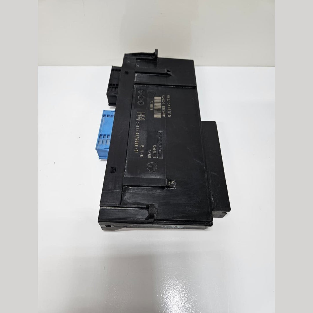 BMW E90 E91 Body Control Module 9176886 OEM