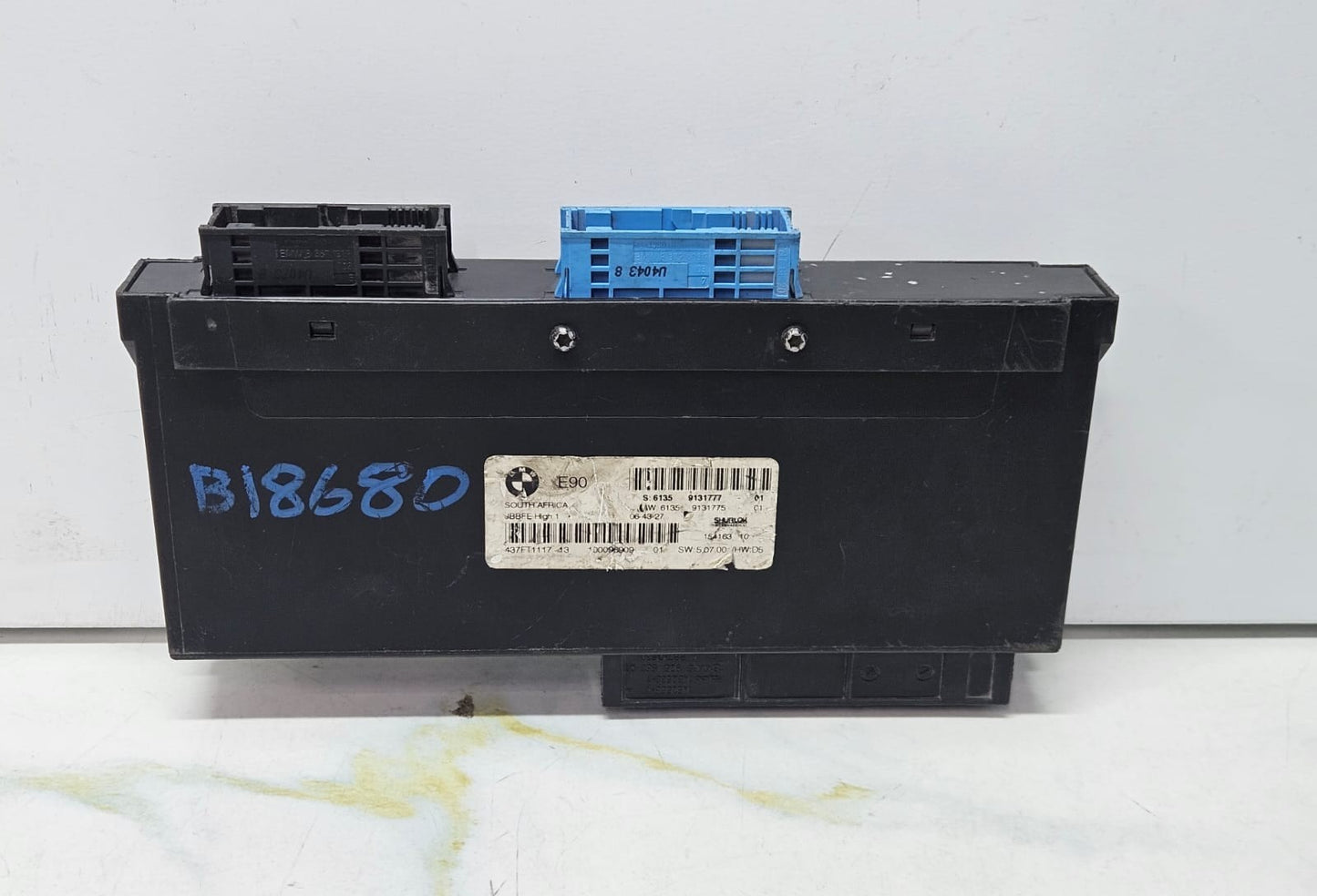2007-2008 BMW E90 E92 E93 328i Junction box Body Control Module 9131777 OEM