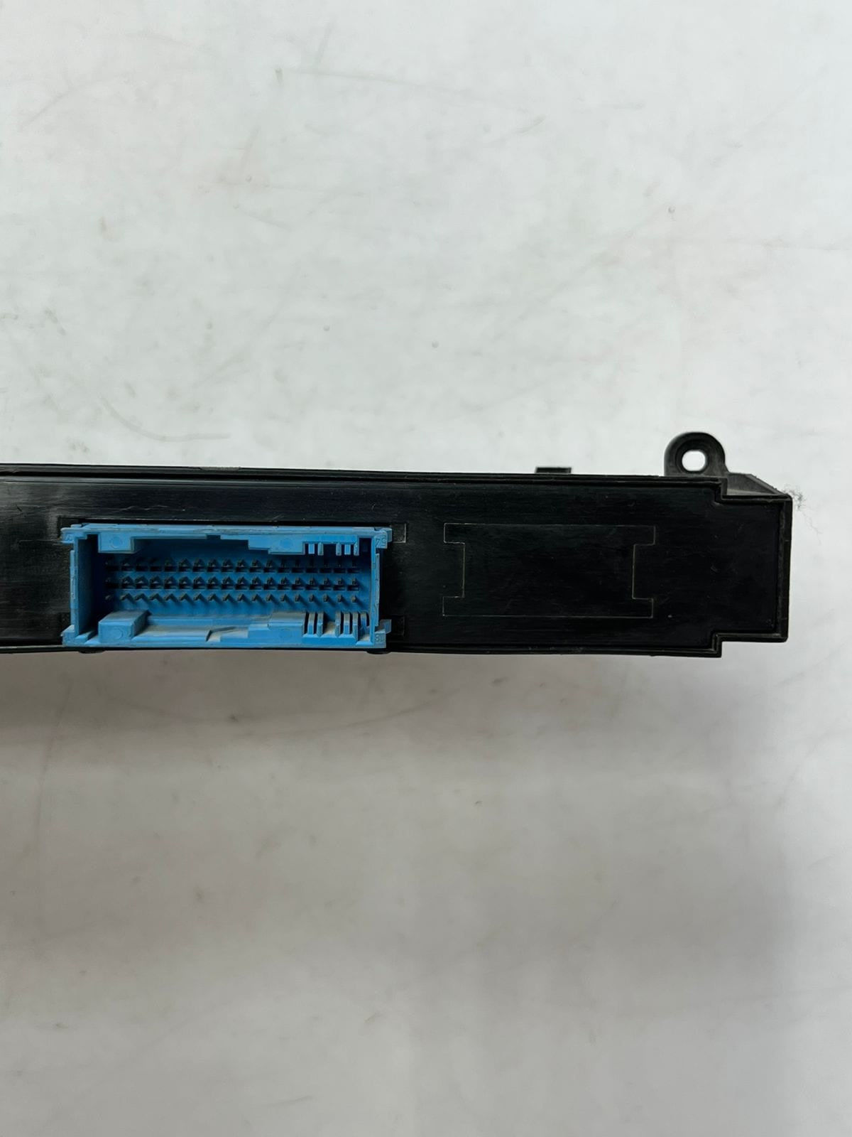 2008 BMW 3' 328I E90 Body Control Unit Module Junction Box H1 PL2 JBBFE2 917798