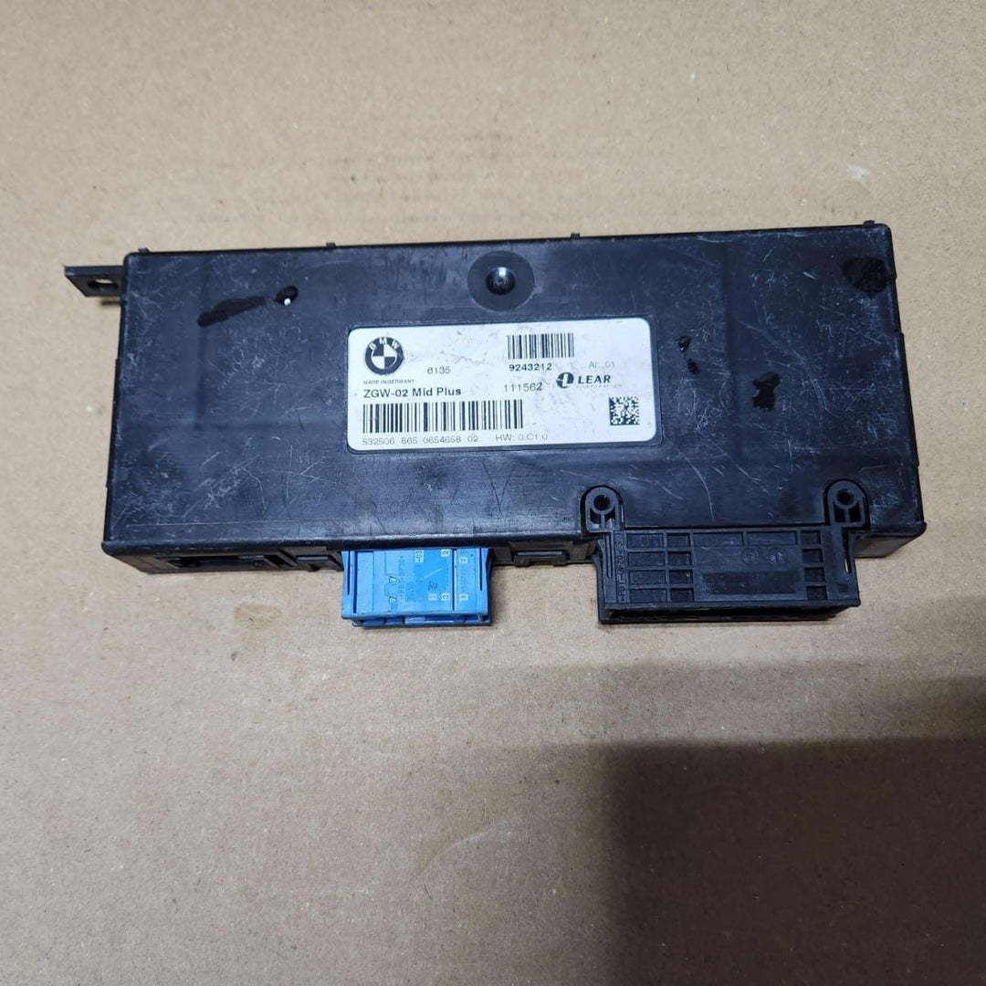 2010-2016 BMW 550i Central Gateway Module 9243212 F10 5 and 6 Series F06 F12 F13