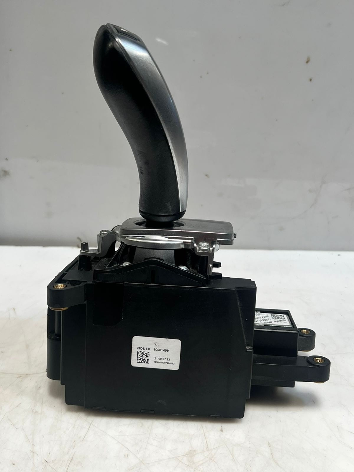 2007 BMW X5 E70 and X6 E71 Automatic Gear Shift Selector Switch 9162977 OEM RHD