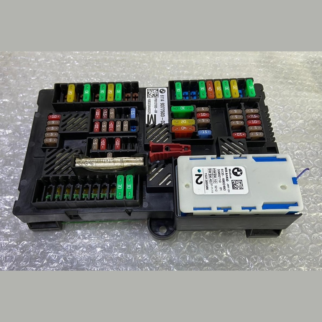OEM BMW 740 750 G11 G12 REAR POWER DISTRIBUTION FUSE RELAY BOX MODULE 9377503