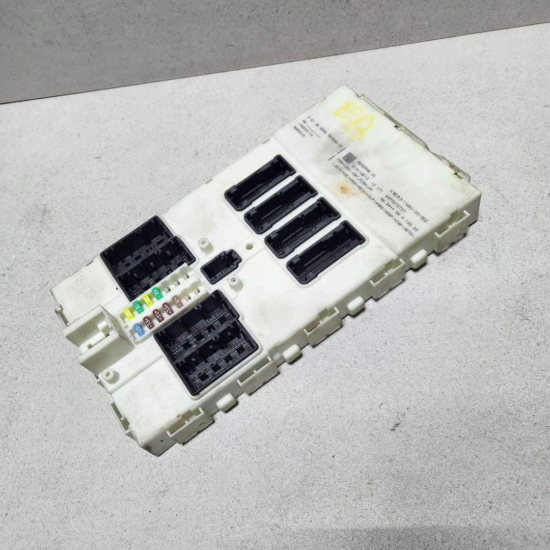 2012-2016 BMW 328i Front Electronic Module 9292946 F30 F31 3-Series and 4-Series